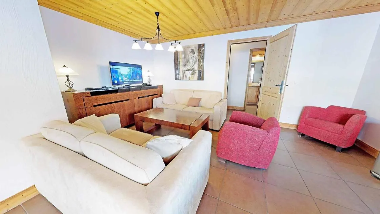 Charming Chalet With View On Mont Blanc Peisey-Nancroix