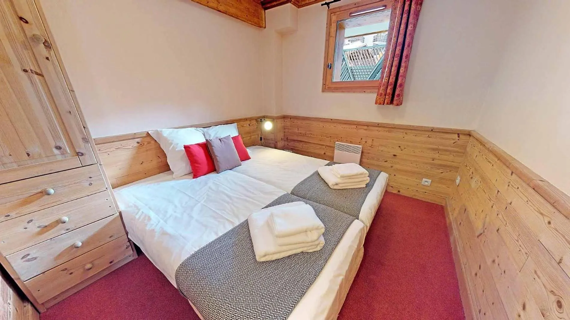 Charming Chalet With View On Mont Blanc Peisey-Nancroix